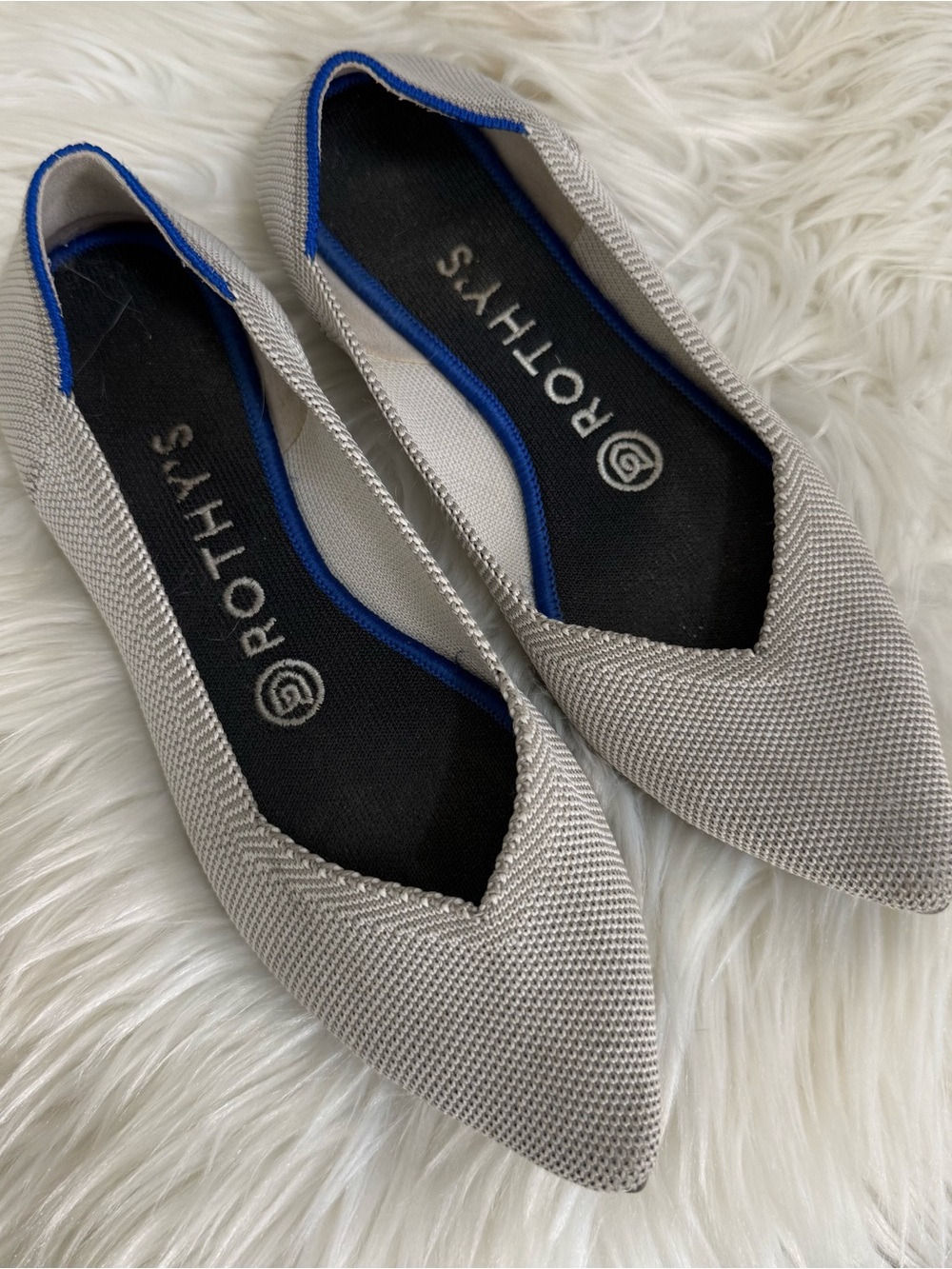 Rothy’s The Point Light Gray Knit Flats Size 6.5 Washable